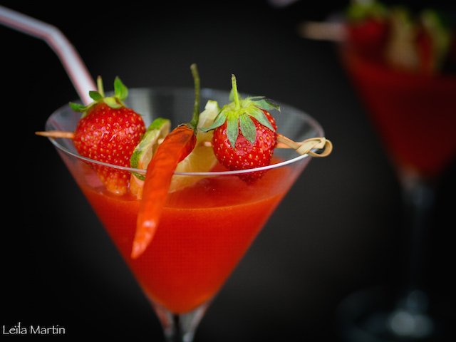 un cocktail à la fraise, tequila et piment