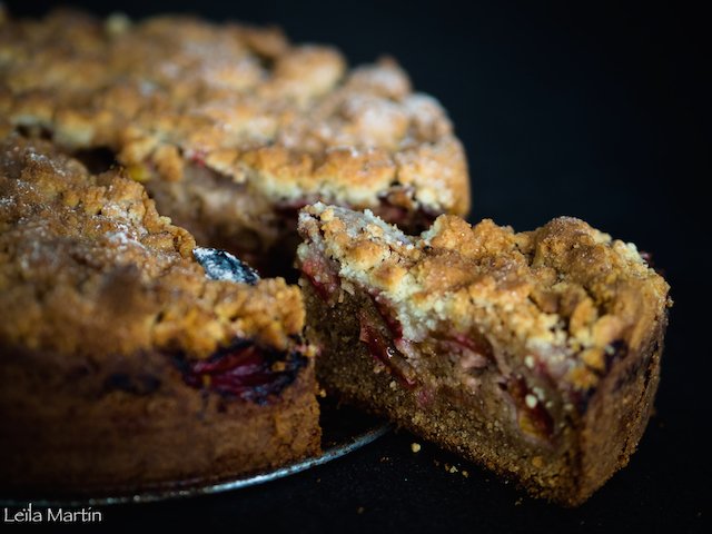 Un gâteau streusel aux quetsches d'Alsace