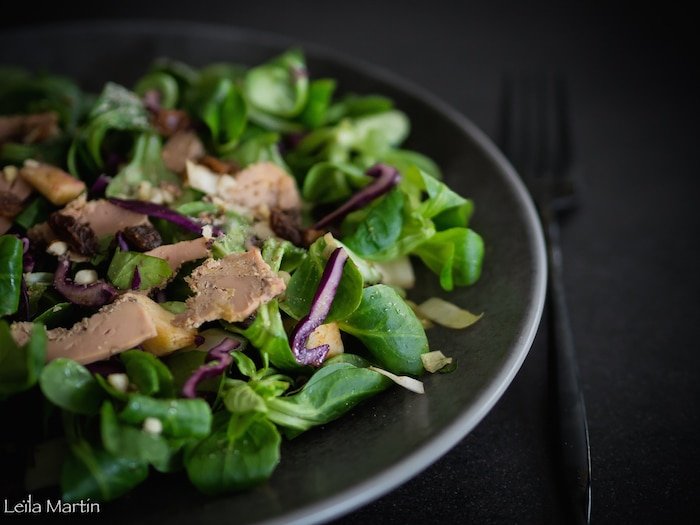 recette de salade saine et gourmande aux copeaux de foie gras et épices