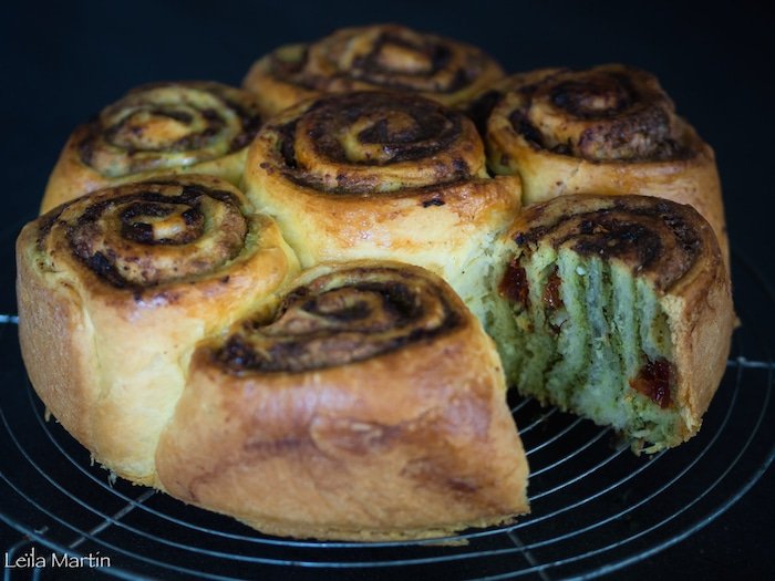 recette de Schneckekueche (chinois salé) au pesto de basilic, tomates confites et mozzarella