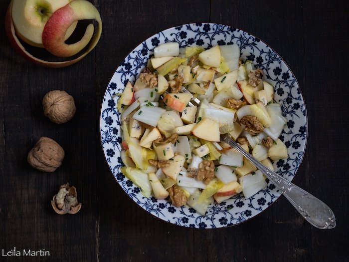 recette de salade d'endive, aux pommes, bleu des Vosges et noix