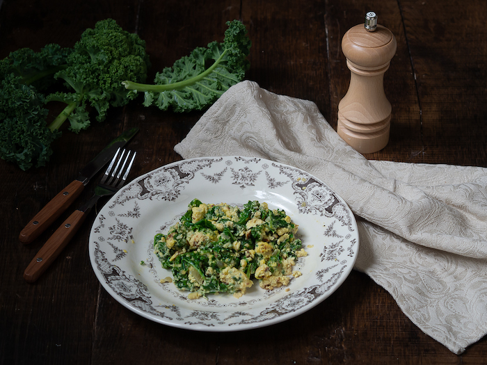 Recette d'omelette au chou kale et au bibeleskaes